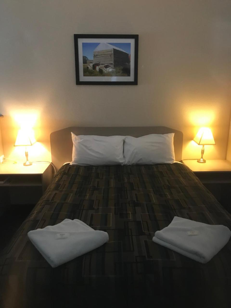 The Bakehouse Motel ゴールバーン エクステリア 写真