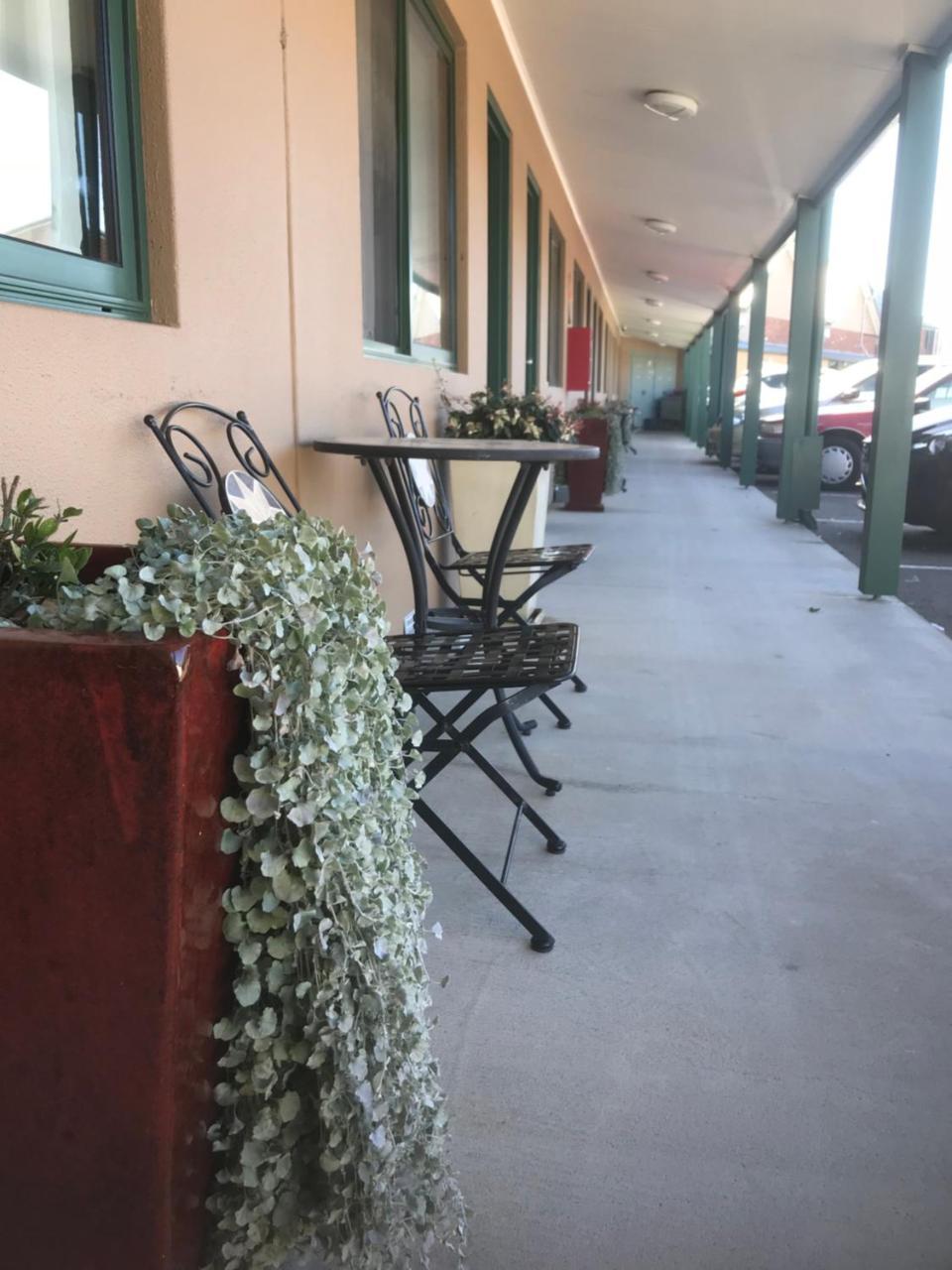 The Bakehouse Motel ゴールバーン エクステリア 写真