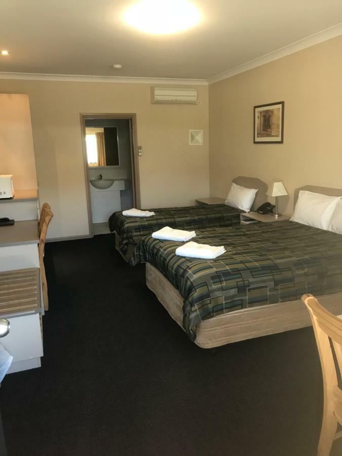 The Bakehouse Motel ゴールバーン エクステリア 写真